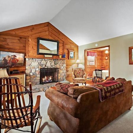 Villa Classic Log Cabin With Fireplace On Quiet River à Blowing Rock Extérieur photo